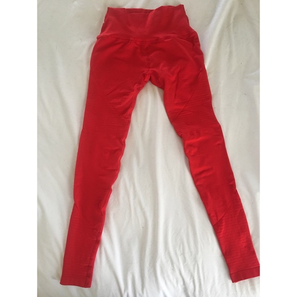 SOLD! NWT Alphalete Revival Leggings - Picture 2 of 7